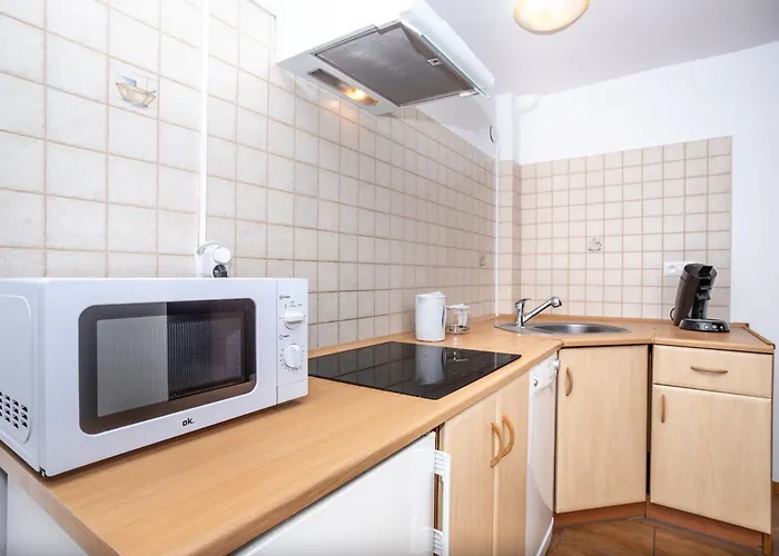 Alpina - Zell Am 젤암제