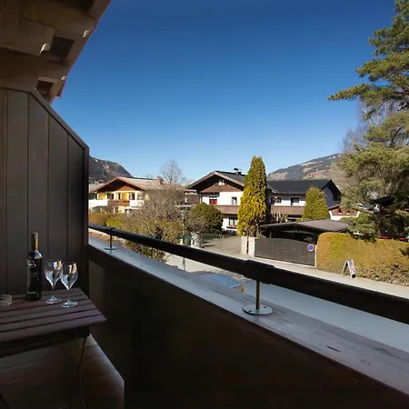 Апартаменты Alpina - Zell Am